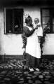 ave_0198 Ane Lisbeth med barnebarn