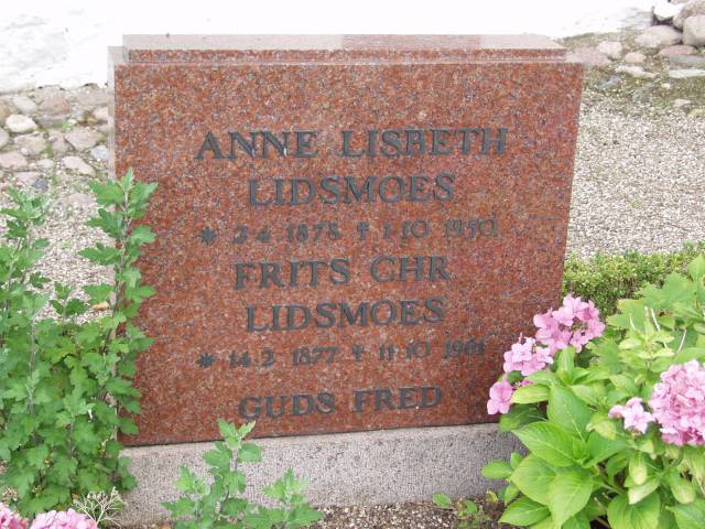ave_0241 Anne Lisbeth og Frits Chr. Lidsmoes