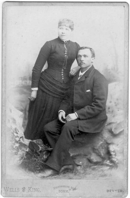album2_72 Bedstemors s�ster Anna og Ole Hansen Rasmussen kaldet 