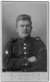 album2_57 Hans Hansen i underkorporalsuniform under 1. verdenskrig. Han var sj�llandsmester i skytteforeningen og b�rer skydeskjold p� h�jre arm.